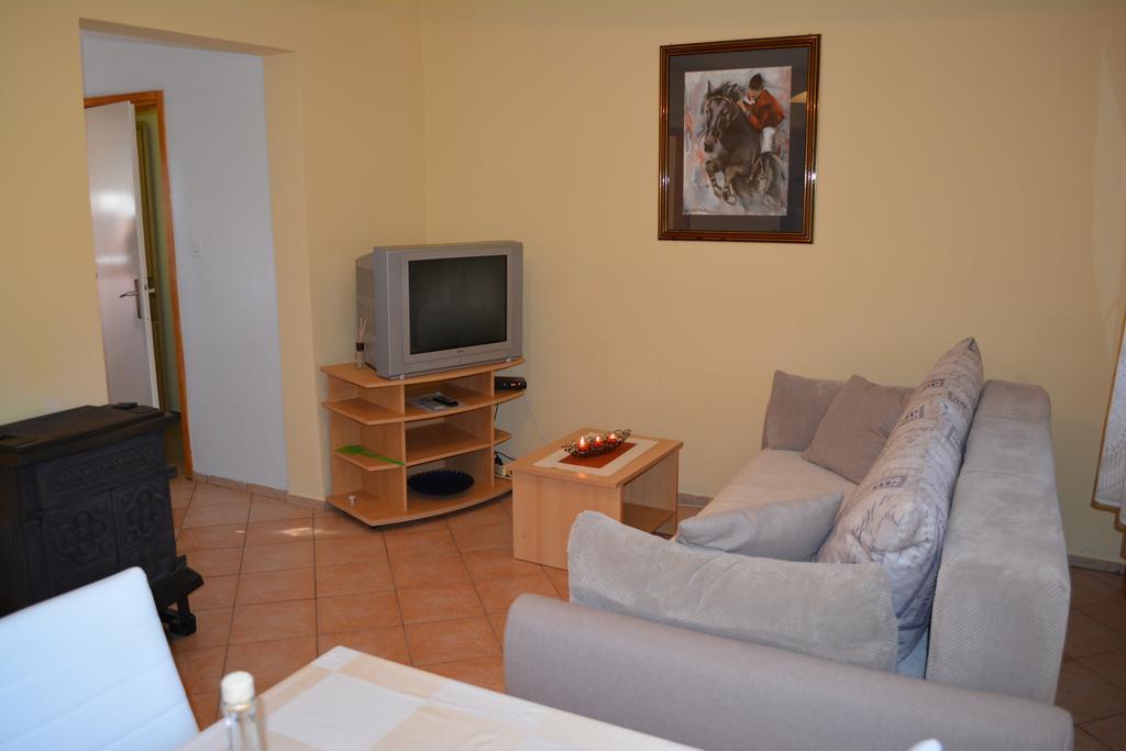 Holiday Home Lana Saborsko Bagian luar foto