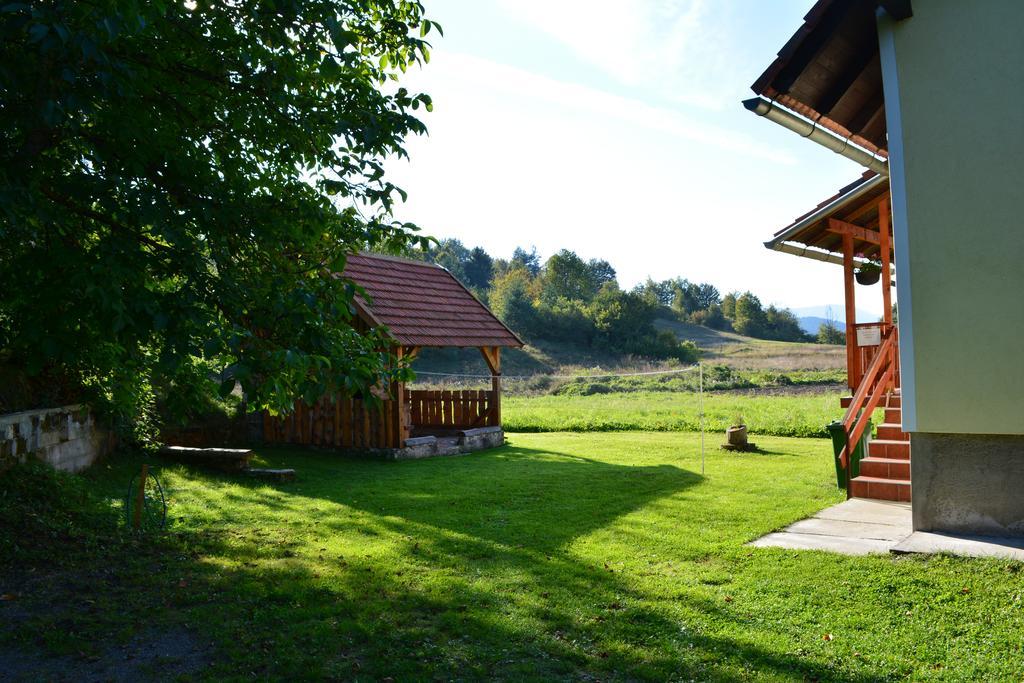 Holiday Home Lana Saborsko Bagian luar foto