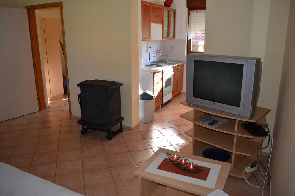 Holiday Home Lana Saborsko Bagian luar foto