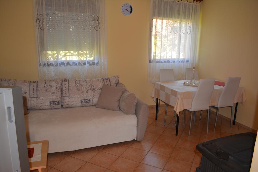 Holiday Home Lana Saborsko Bagian luar foto